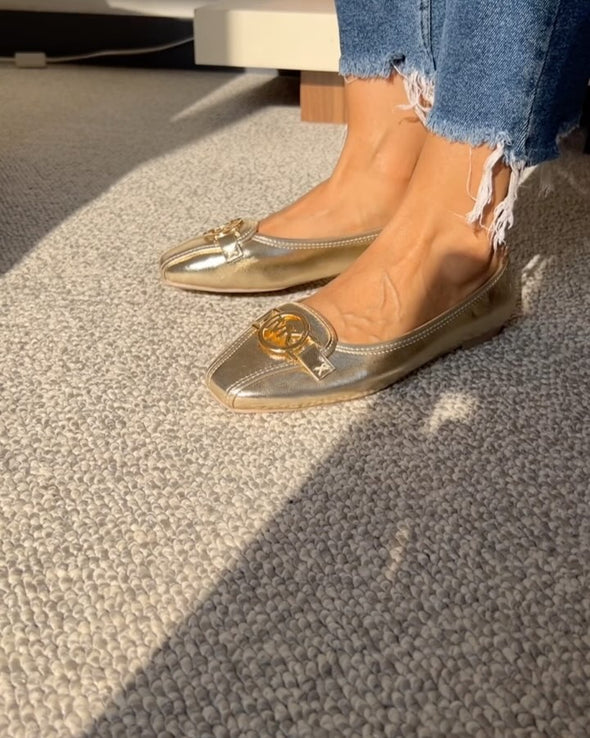 Women's all-match leather flat shoes